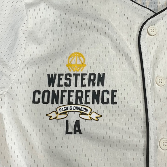 Los Angeles Lakers Off White Button Jersey Shirt Men’s M NWT NBA Ultra Game LA - Picture 12 of 13